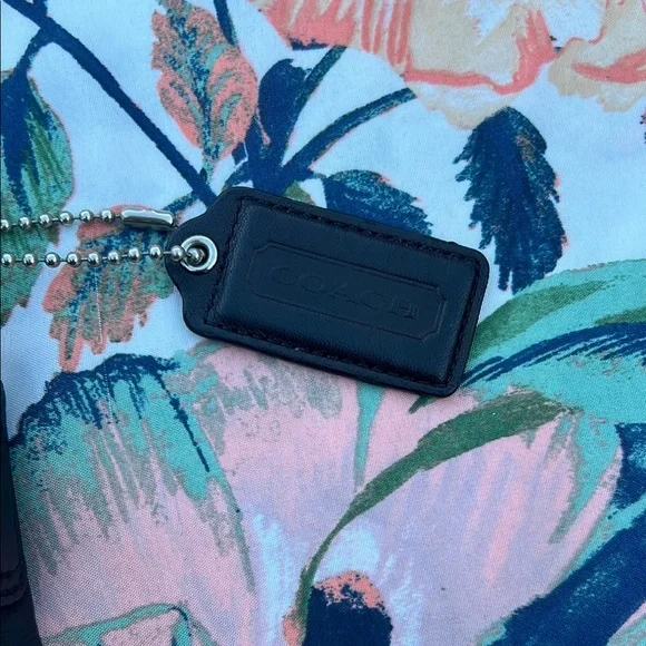 Great condition Coach - Picture 8 of 10